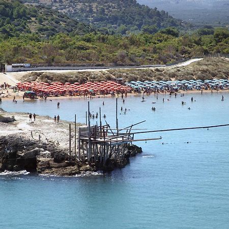 Camping Village Baia Falcone ヴィエステ エクステリア 写真