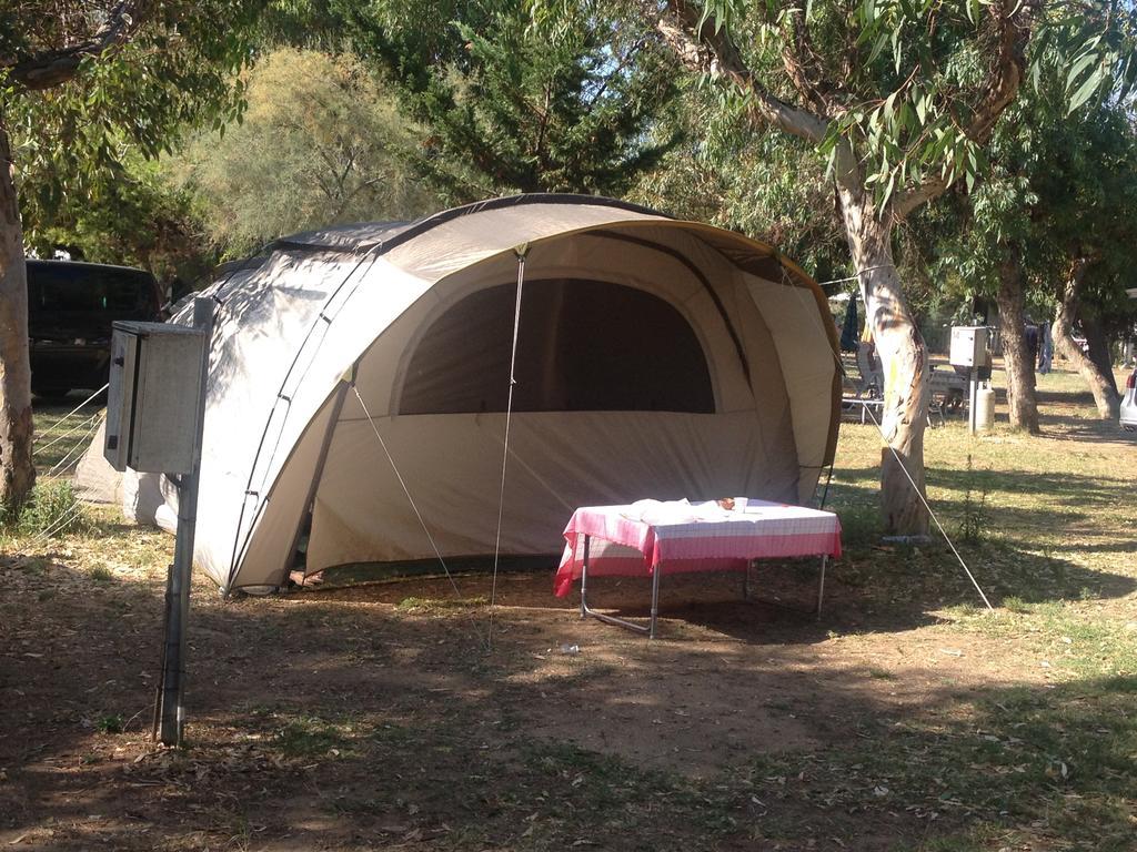 Camping Village Baia Falcone ヴィエステ エクステリア 写真