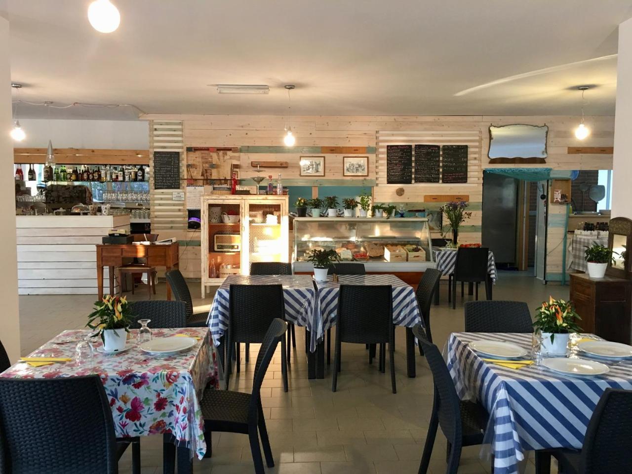 Camping Village Baia Falcone ヴィエステ エクステリア 写真